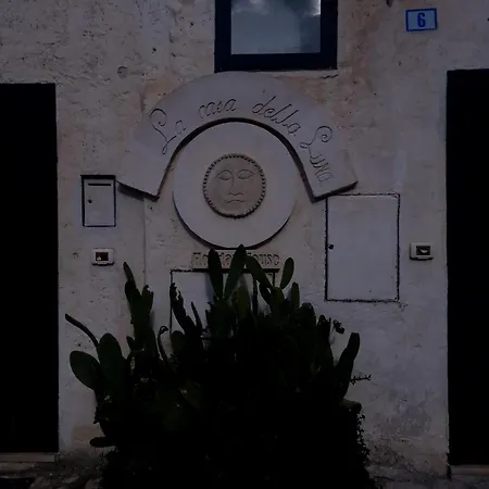 Casa Della Luna *